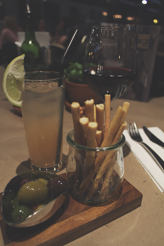 Bar Surry Hills & Italian Restaurant