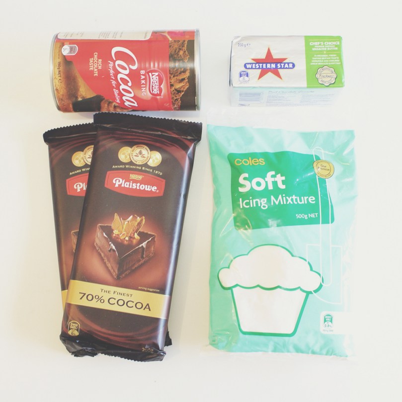 Layered Chocolate & Salted Caramel Cake Ingredients