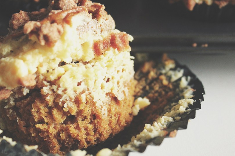 Breakfast Muffins: Pumpkin & Cheesecake with a Brown Sugar Streusel