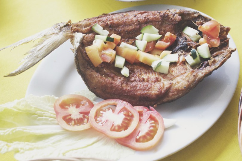 Kamayan sa Palaisdaan - PRITO: Daing na Bangus