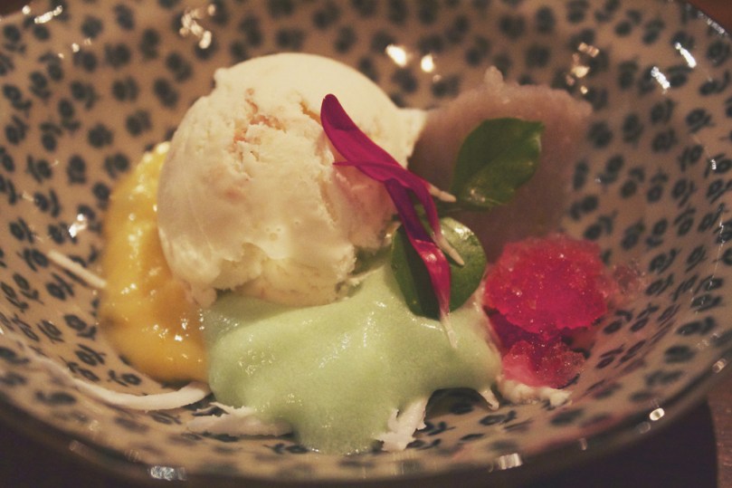 In Asia Restaurant & Bar - DESSERT: MONKEY SNICKER