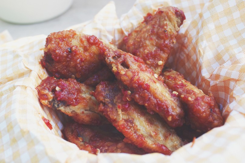 Garden Bar at the Grounds of Alexandria - THE GARDEN BAR LUNCH: CHICKEN WINGS (feast for one, 8 wings)