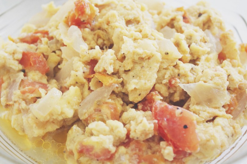 Sautéed Egg for Pesang Tilapia (Tilapia in Ginger Stew)