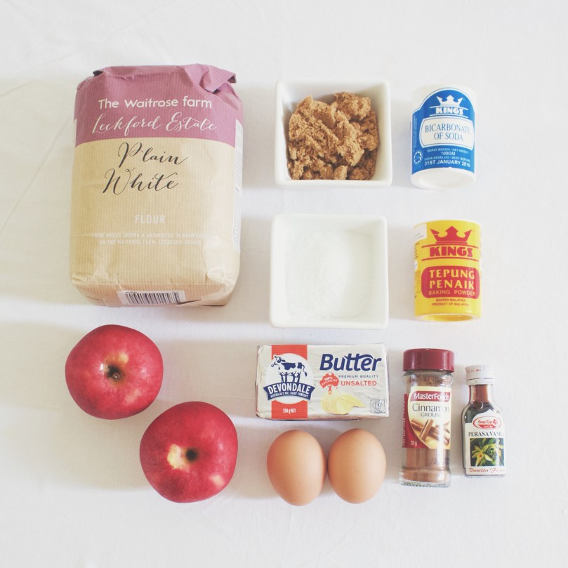 Breakfast Muffins: Apple Strudel Ingredients