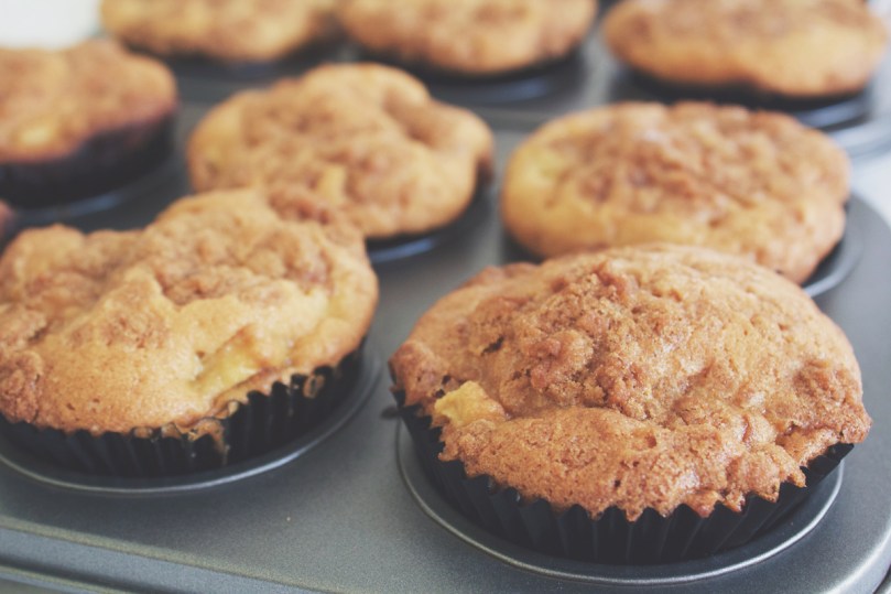 Breakfast Muffins: Apple Strudel