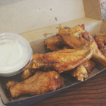 Mr Crackles: Buffalo Wings & Blue Cheese Dip