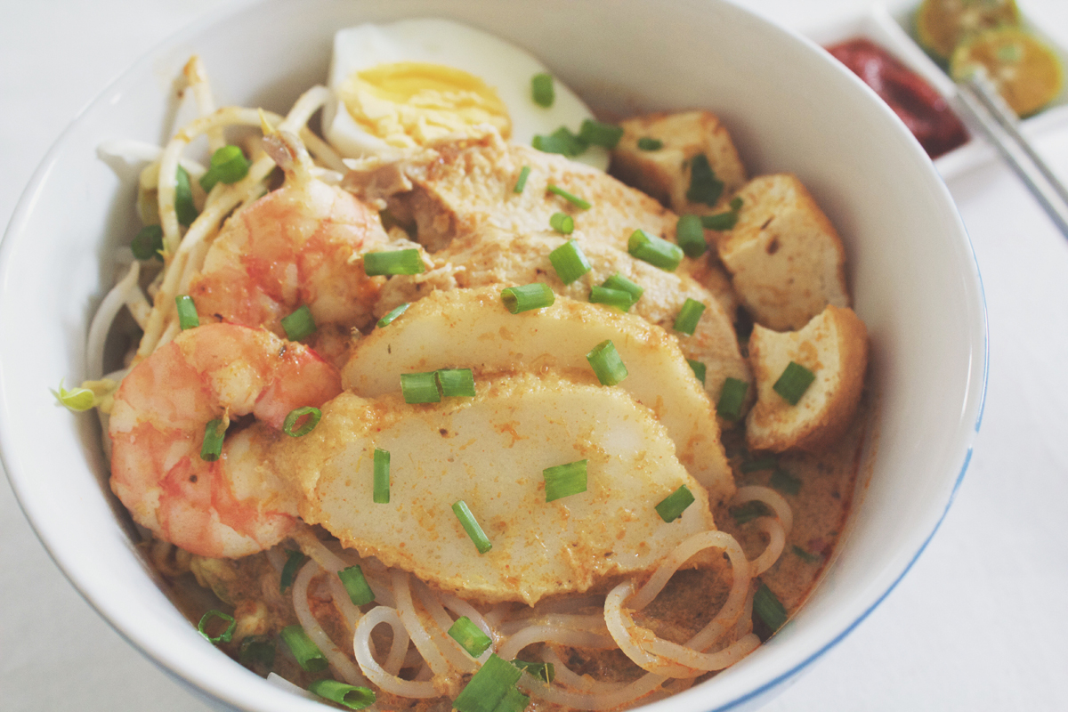 Malaysian Curry Laksa (Spicy Noodle Soup)