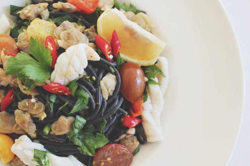 Spaghetti al Nero di Seppia con Calamari e Vongole