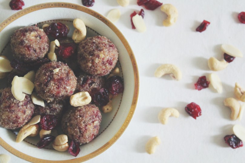 Cranberry Vanilla Energy Bites