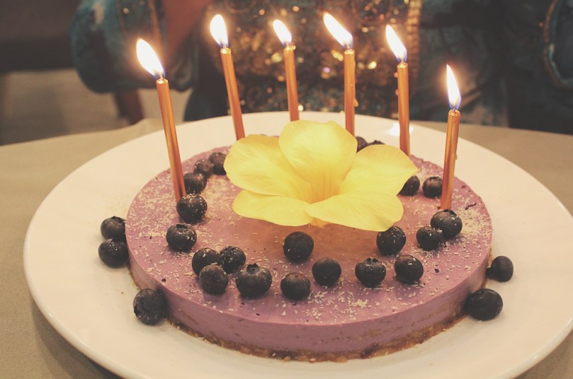 Vegan No-bake Blueberry & Lemon 'Cheesecake'