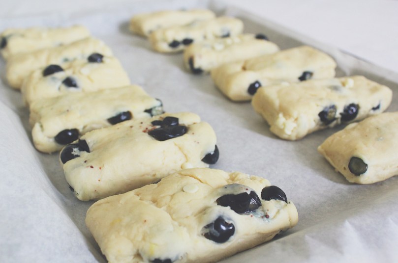 Blueberry Lemon & White Chocolate Scones