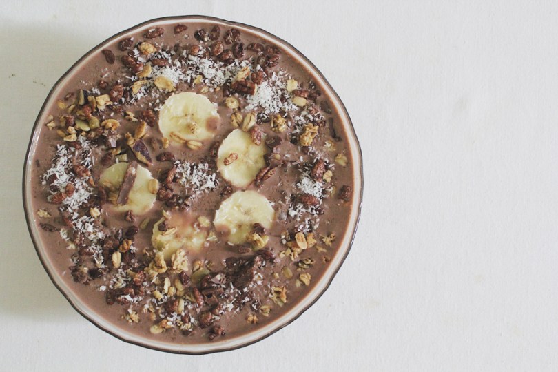 Dark Chocolate, PB & Banana Smoothie Bowl