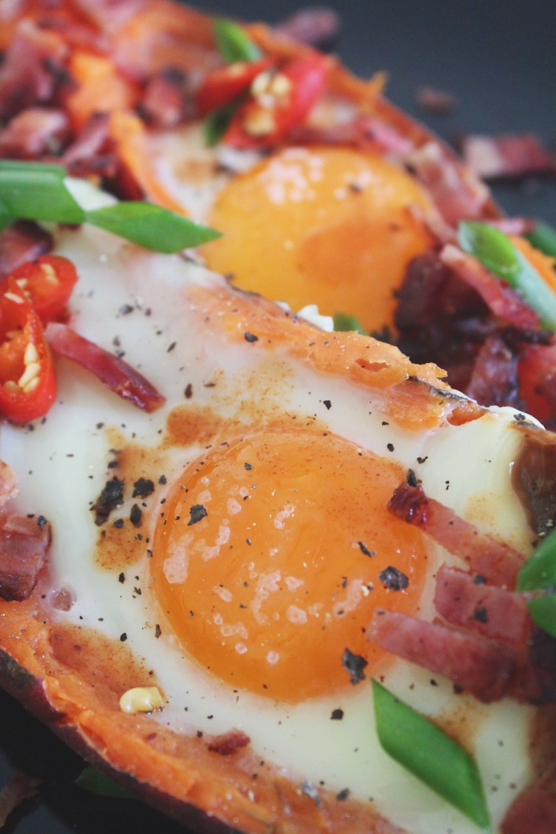 Baked Sweet Potato & Egg Brekkie Boats