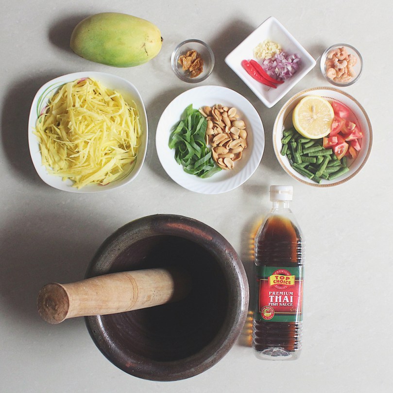 Som Tam Mamuang (ส้มตำมะม่วง) Green Mango Salad Ingredients