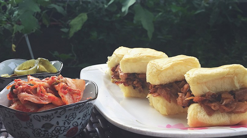 Vegetarian “Pulled Pork” Sliders