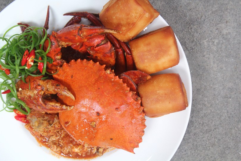 Singapore Chilli Crab with Fried Mantou
