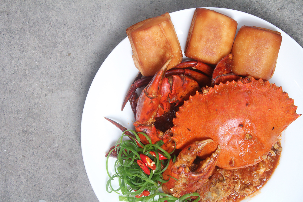 Singapore Chilli Crab with Fried Mantou