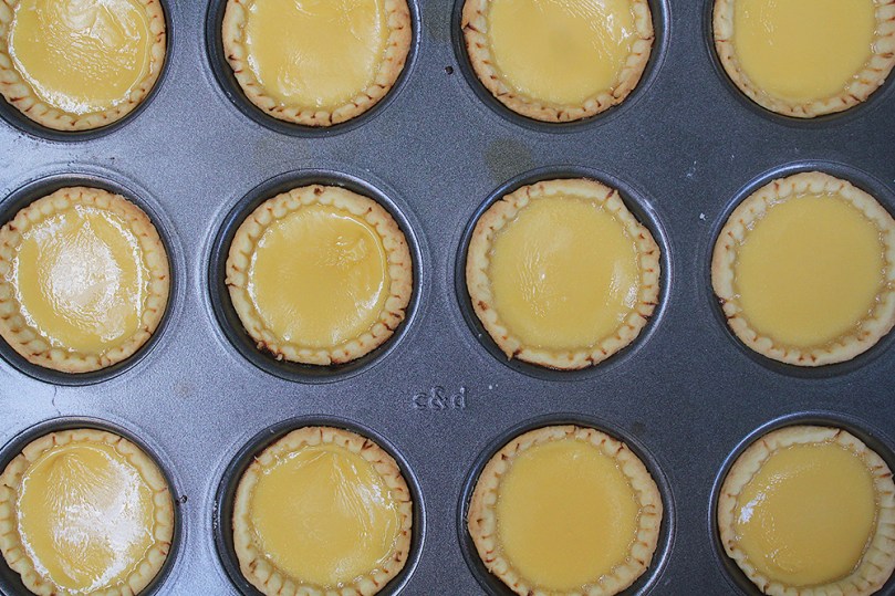 Hong Kong Style Egg Tarts