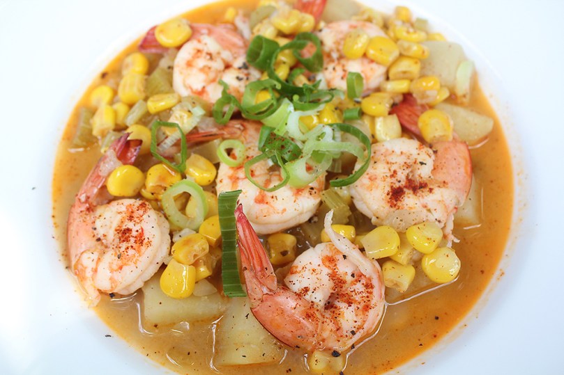 Cayenne Shrimp & Corn Chowder