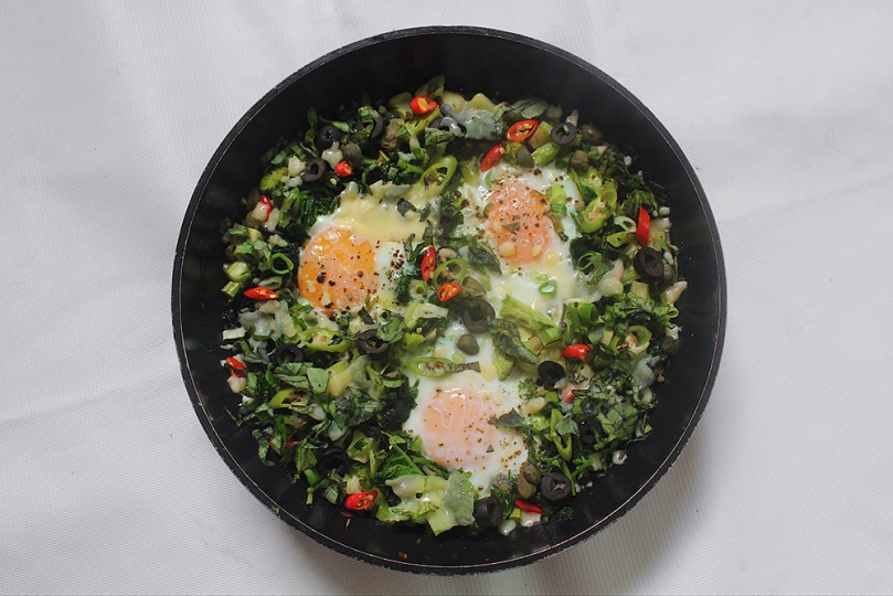 Super Green Shakshuka