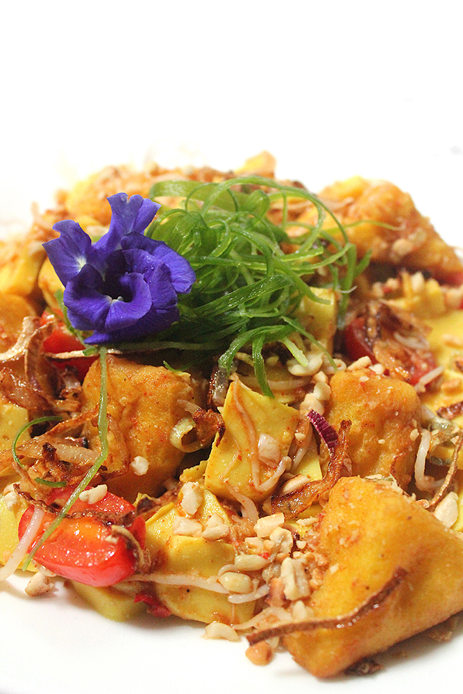 Tohu Thoke (Chickpea Tofu Salad)